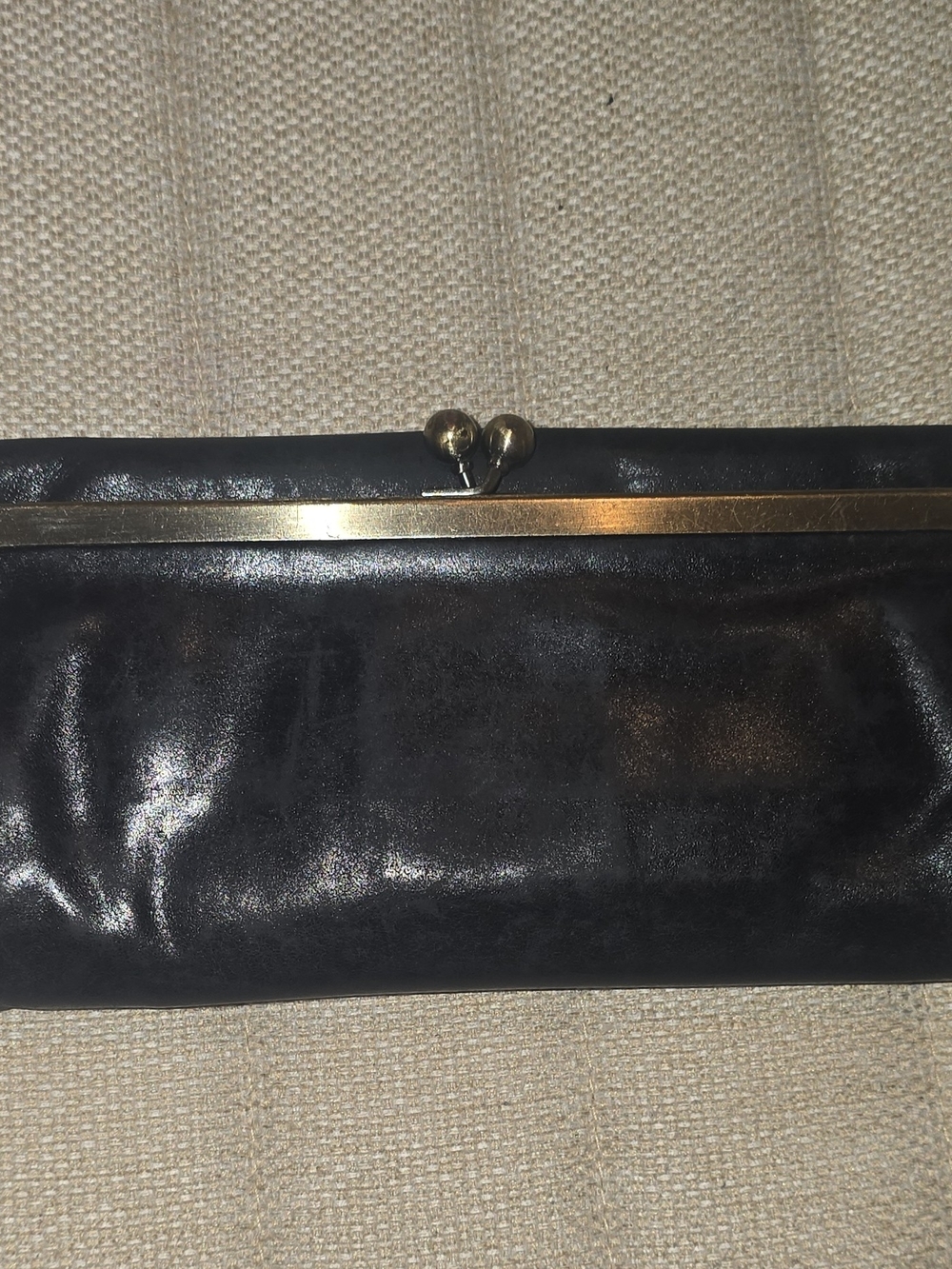 Vintage 00s 'Hobo International' Black Leather Lauren Kiss Lock Magnetic Clutch
